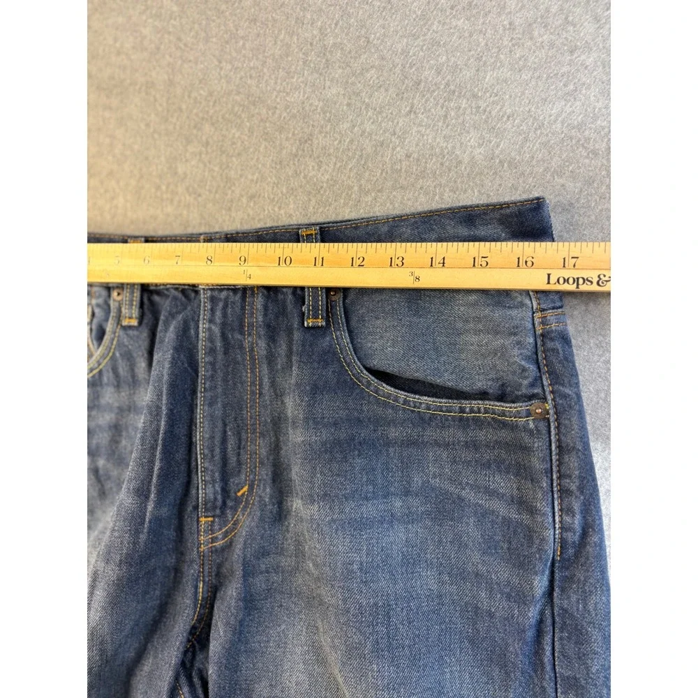 Levis Mens Denim Shorts Medium Wash Blue Cotton Relaxed Fit Size 32 35569-0174